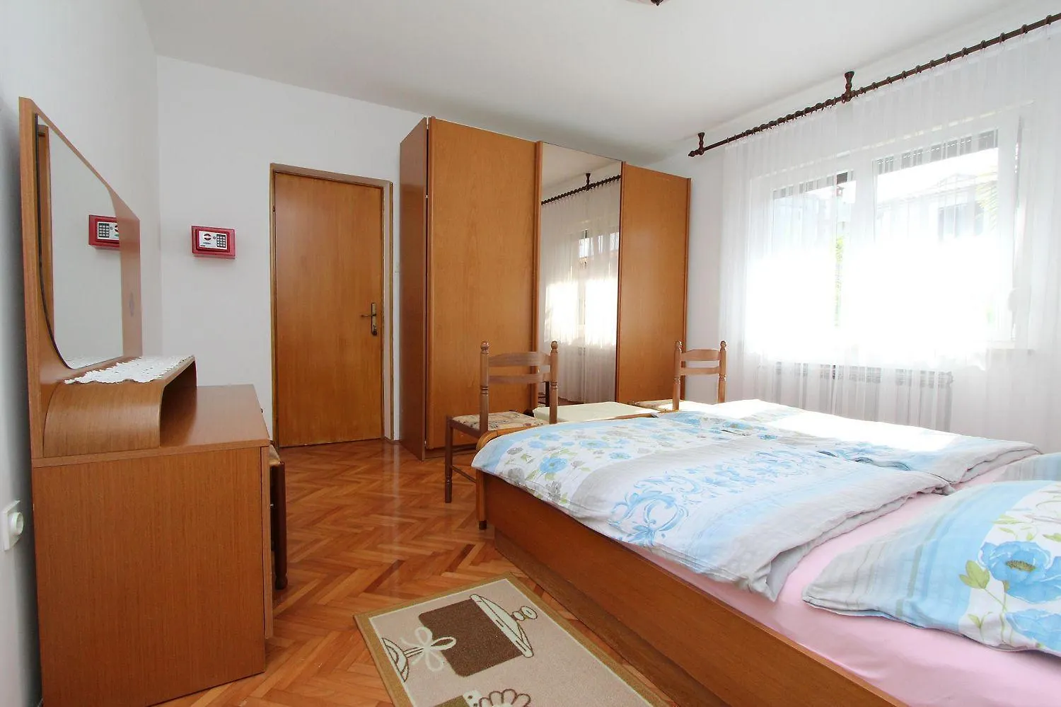 Charmantes Apartment Mit Panoramablick Auf Die Altstadt Von Rovinj Und Das Meer