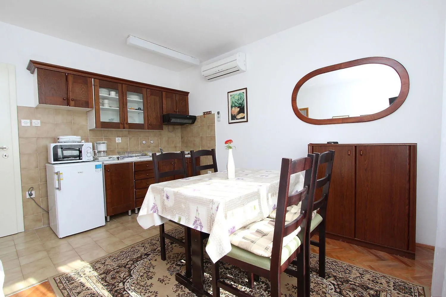 Charmantes Apartment Mit Panoramablick Auf Die Altstadt Von Rovinj Und Das Meer
