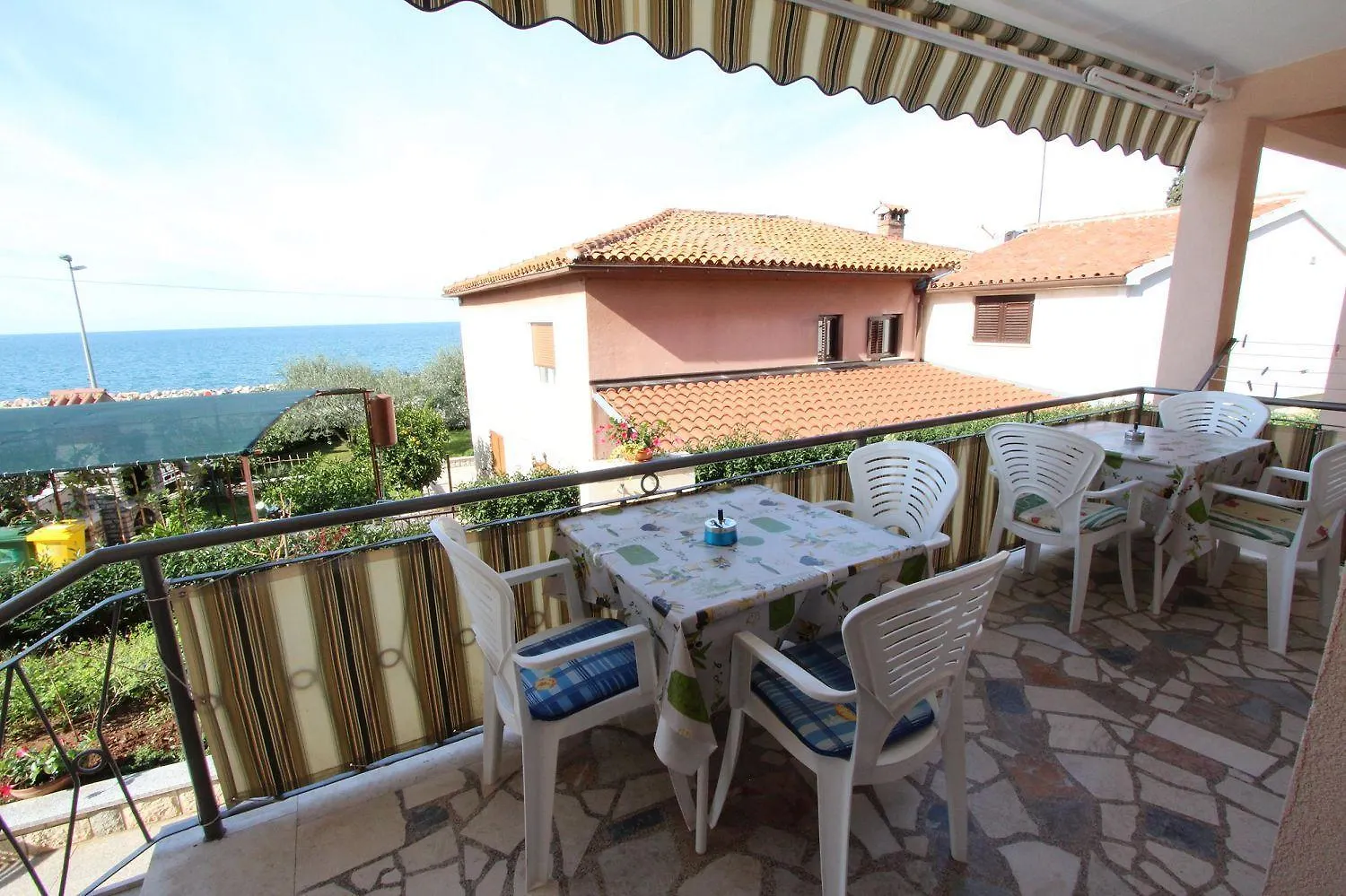 Charmantes Apartment Mit Panoramablick Auf Die Altstadt Von Rovinj Und Das Meer