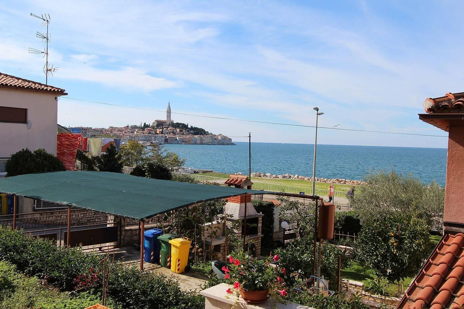 Charmantes Apartment Mit Panoramablick Auf Die Altstadt Von Rovinj Und Das Meer 0*,