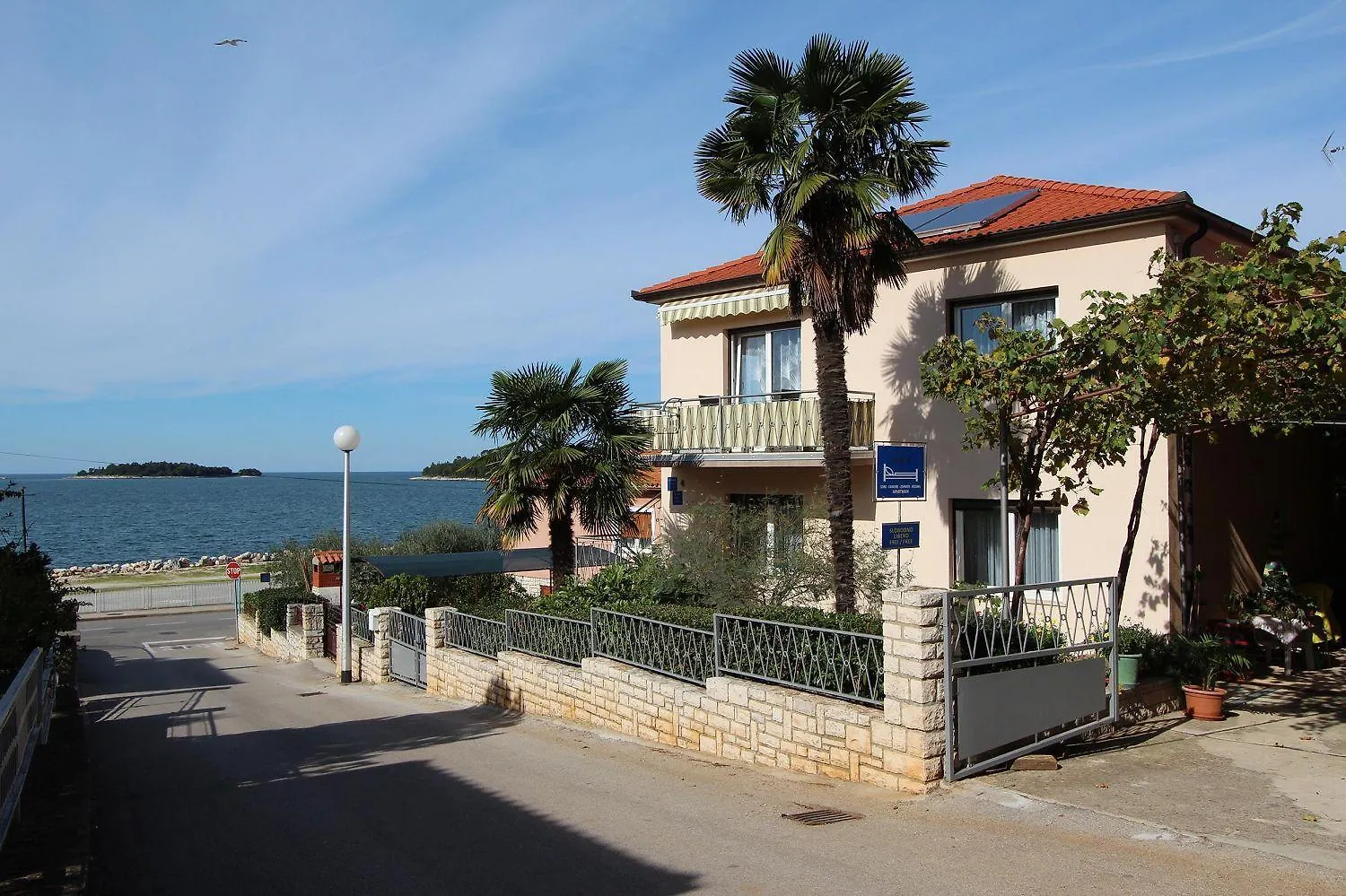 Charmantes Apartment Mit Panoramablick Auf Die Altstadt Von Rovinj Und Das Meer
